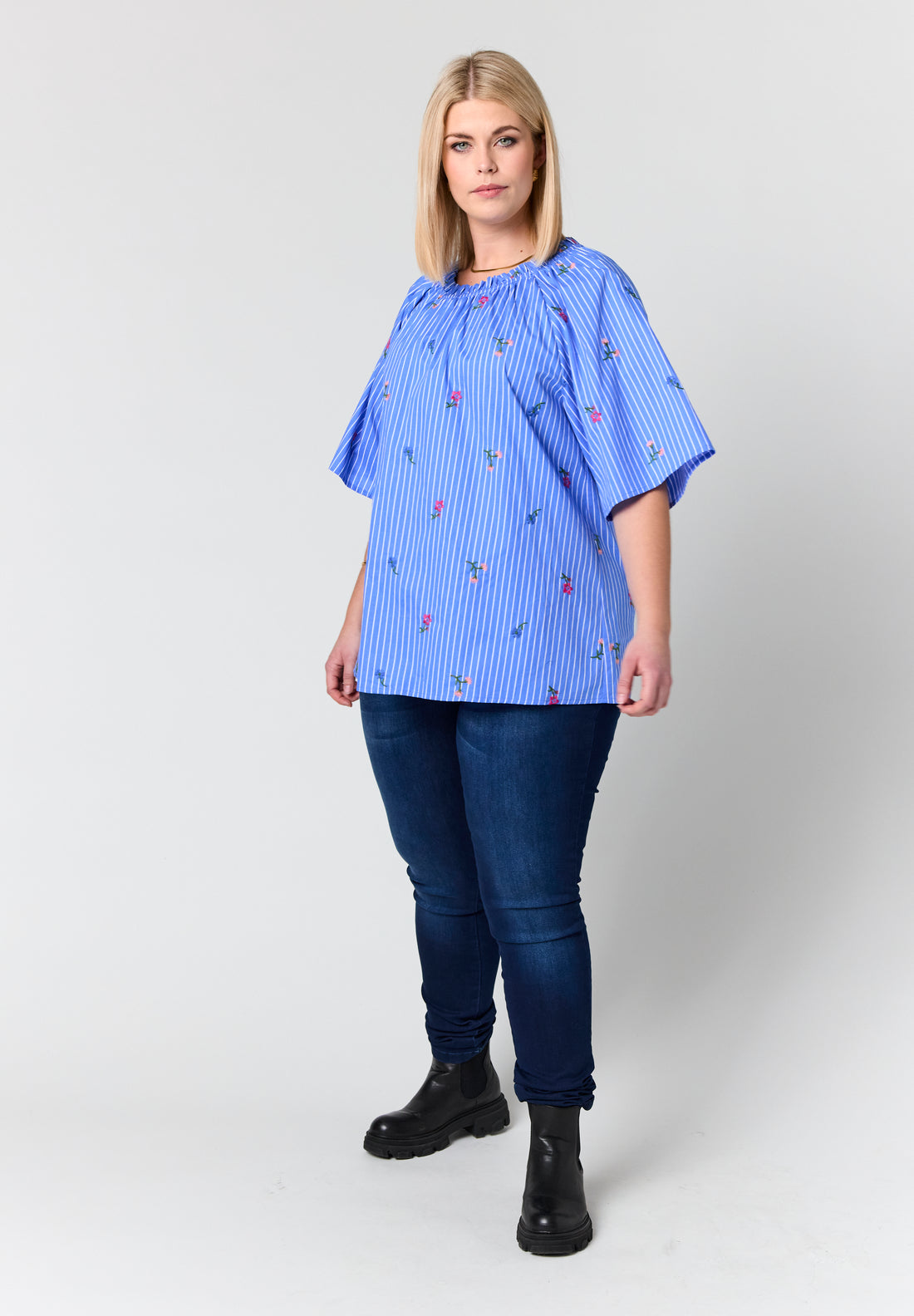 Studio Bluse